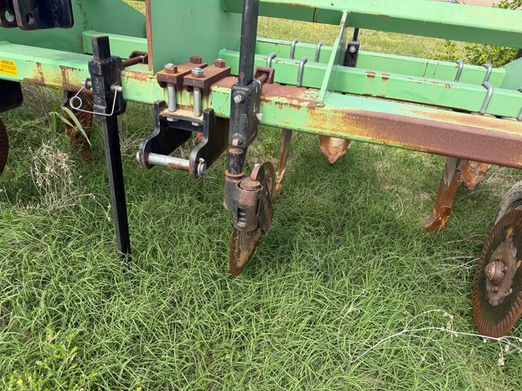 #46934-•-bigham-6-row-38"-terra-till-image-33