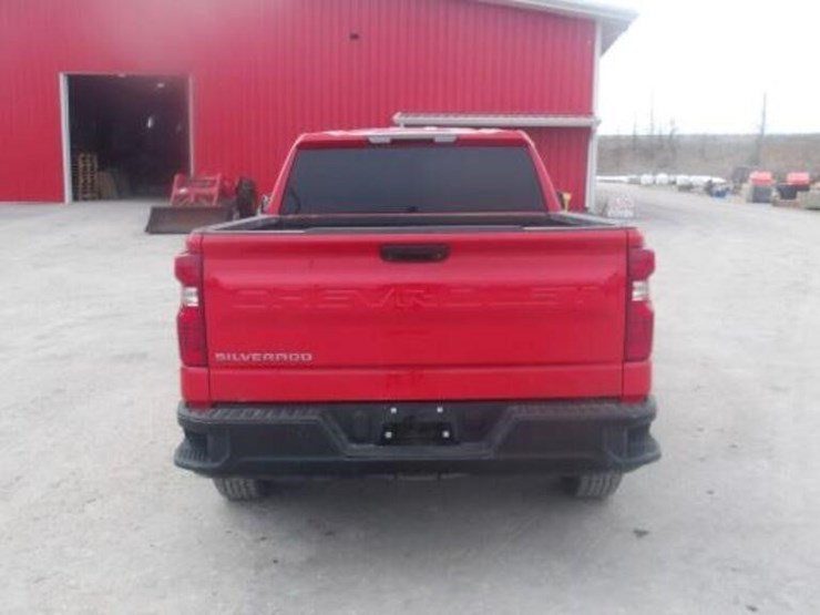 2023-chevrolet-1500-image-6