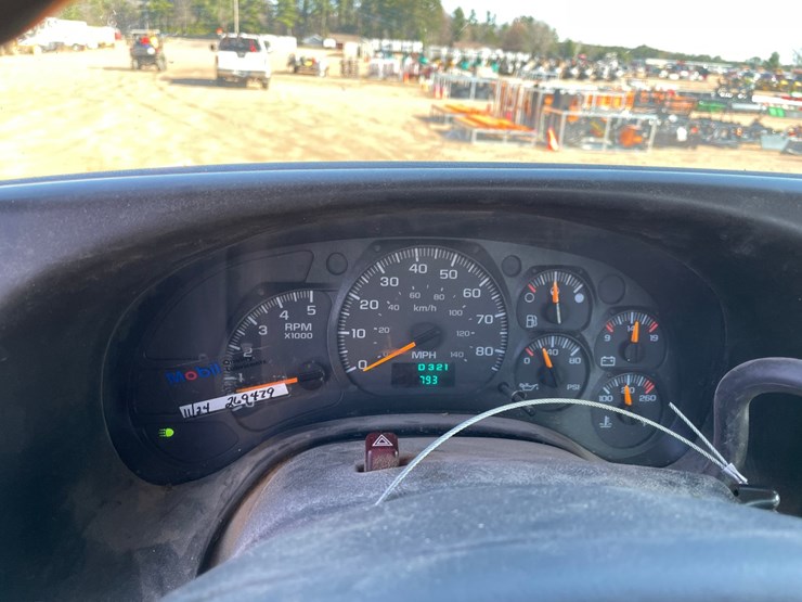 2006-gmc-topkick-image-33