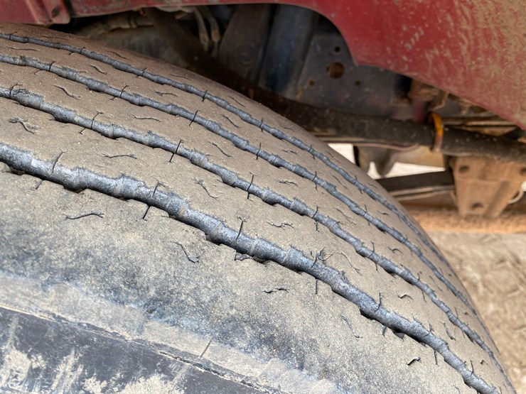 1995-ford-f700-image-14