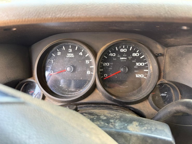 #41750-•-2010-chevrolet-silverado-4x4-pickup-vin:-1gcskpe36az230962-image-35