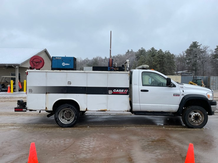 2008-dodge-ram-5500-image-6