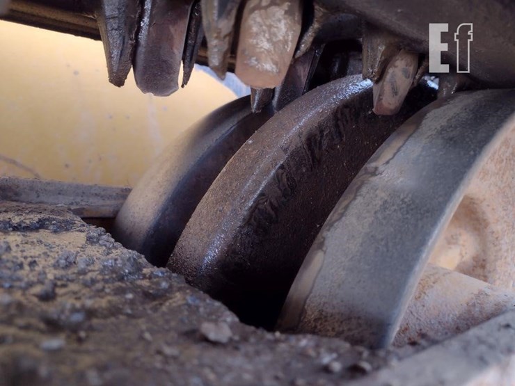 2020-caterpillar-259d3-image-25
