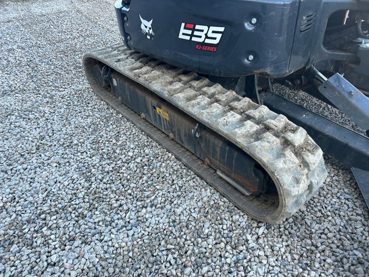 2025-bobcat-e35-image-12