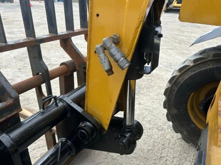 2012-caterpillar-th255-image-40