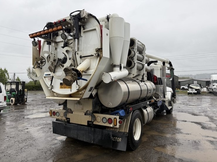 2015-kenworth-t440-image-4