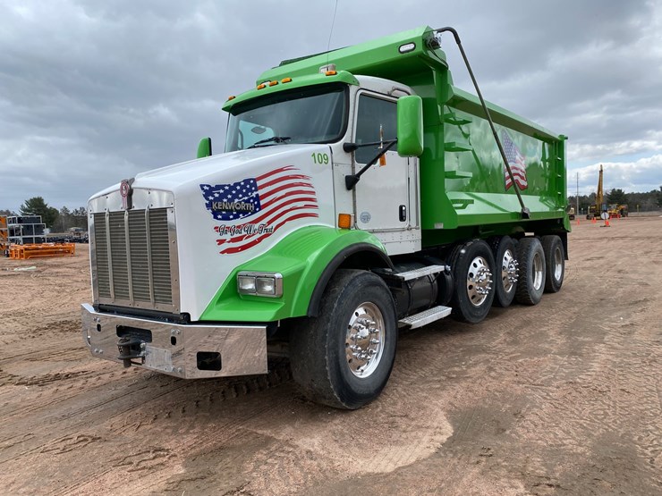 2015-kenworth-t800-image-1