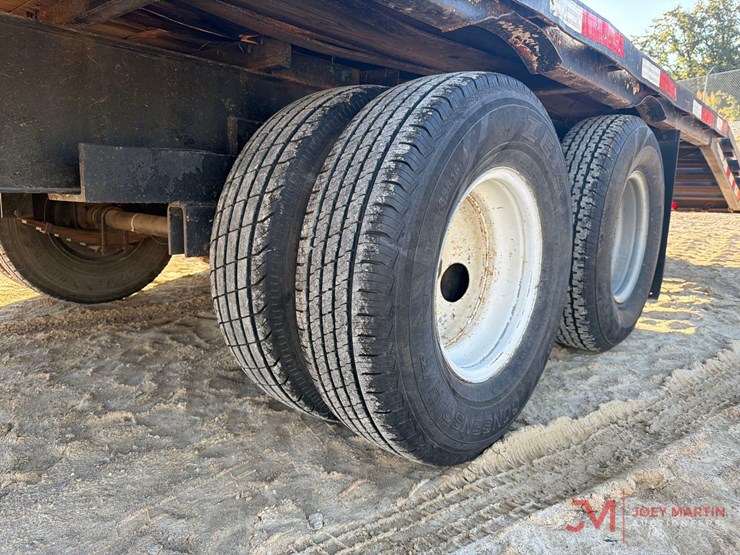 25'-gooseneck-trailer-image-11