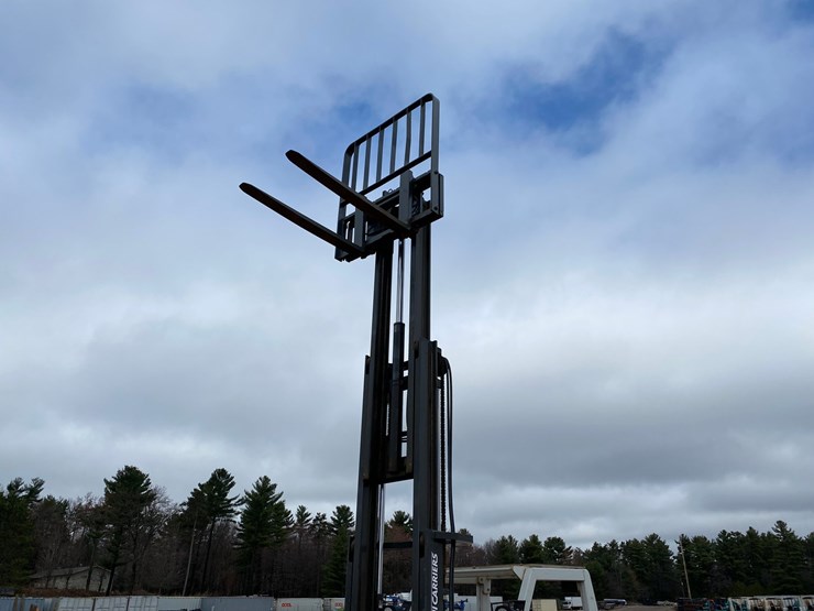 #1161-•-unicarriers-3,450-lbs-lp-forklift-image-35