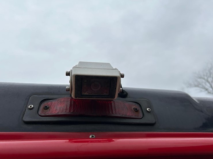 2004-chevrolet-1500-image-16