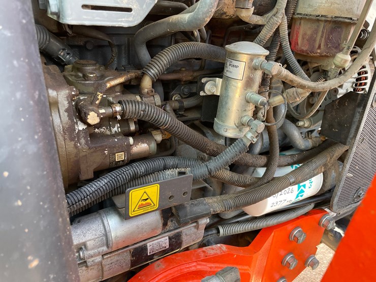 2014-kubota-m135gx-image-49