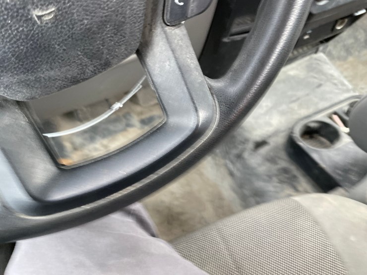 2019-ford-f150-image-32