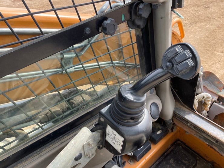 2012-case-tv380-image-35