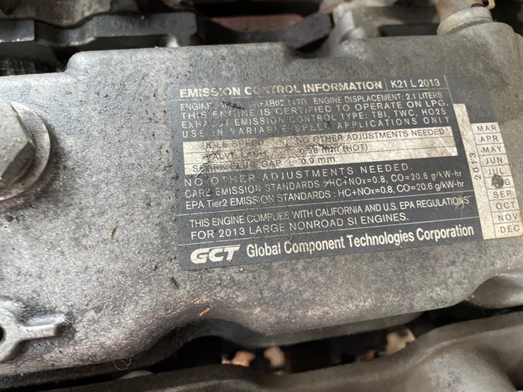 #1165-•-unicarriers-3,450-lbs-lp-forklift-image-34