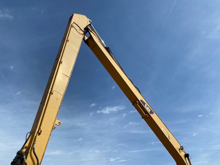 2014-caterpillar-324el-image-17