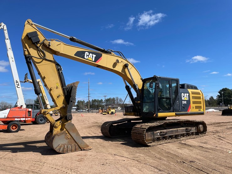 caterpillar-324e-image-1