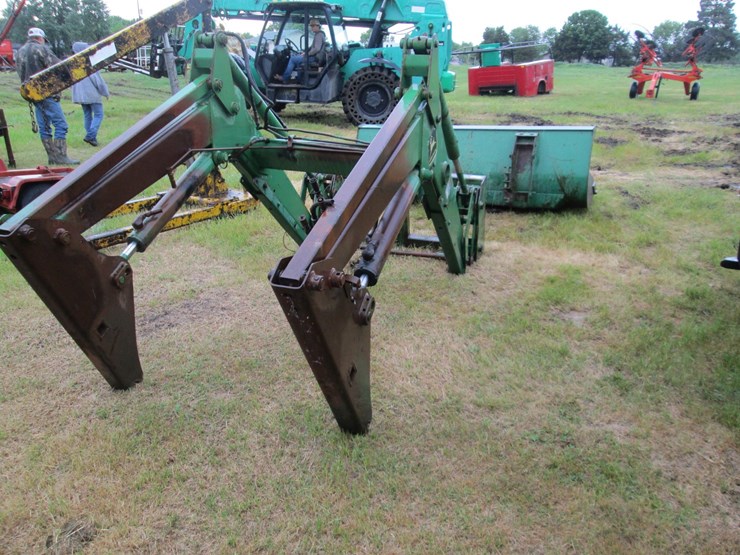 john-deere-640-image-3