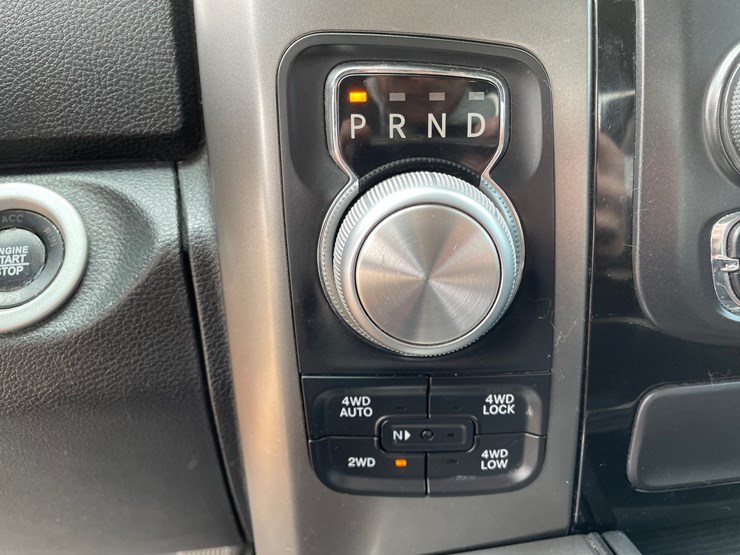 2017-dodge-ram-1500-image-35