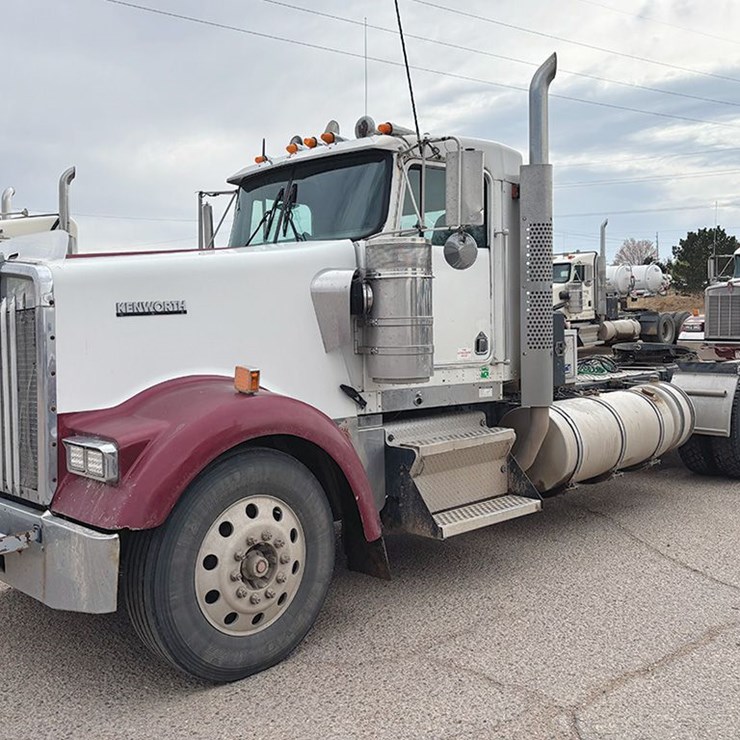1999 KENWORTH W900L