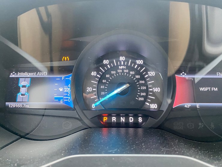 2015-ford-edge-sel-image-35