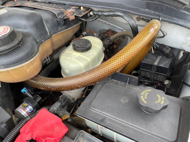 2004-ford-f550-image-57