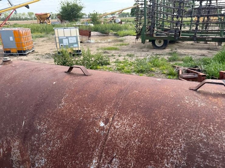 #46922-•-~550gal-fuel-tank-image-8