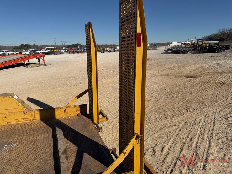 felling-80"-x-16'-t/a-equipment-trailer-image-9