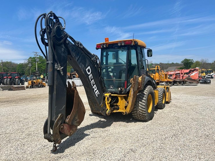 2020-deere-310l-image-3