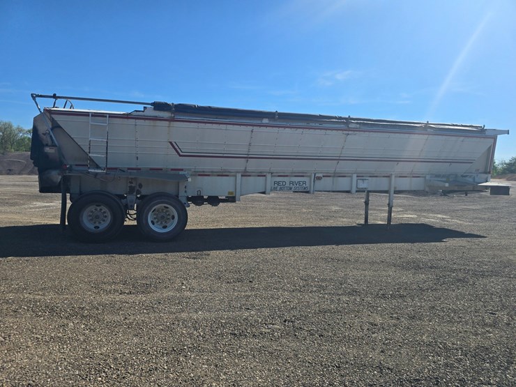 2000-red-river-live-bottom-image-22