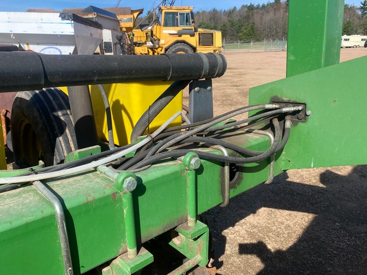 john-deere-7200-image-30