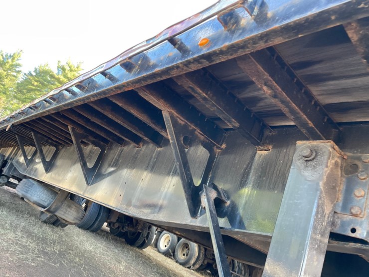 2008-fontaine-48'-flatbed-image-6