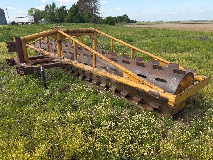 #46926-•-20'-stubble-roller-image-1