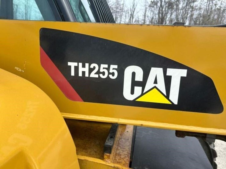 2012-caterpillar-th255-image-8