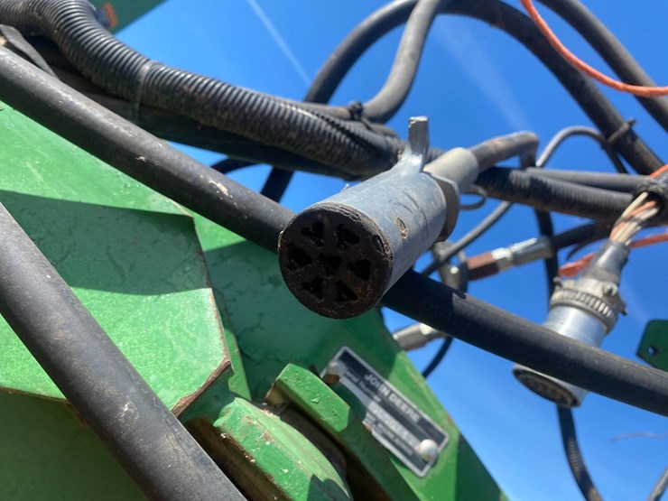 john-deere-7200-image-13