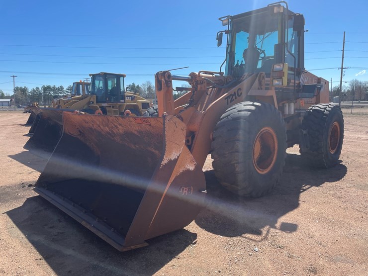 2001-case-721c-image-1