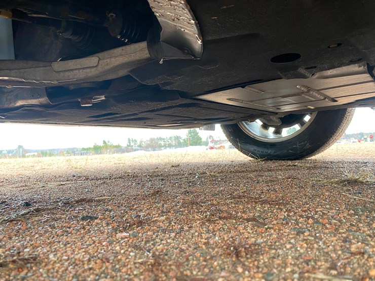 2015-ford-edge-sel-image-24