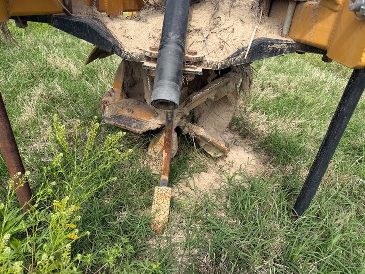 #46932-•-hurricane-26-pto-ditcher-image-14