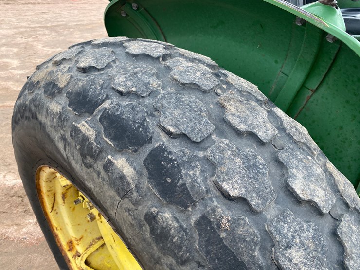 1980-john-deere-2040-image-19