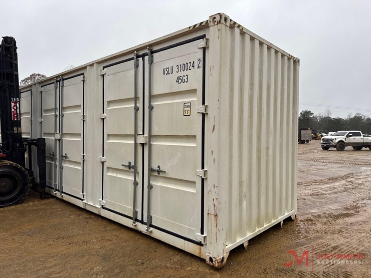 40'-shipping-container-image-3