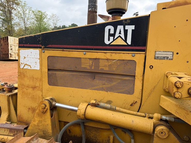 caterpillar-d4c-image-10