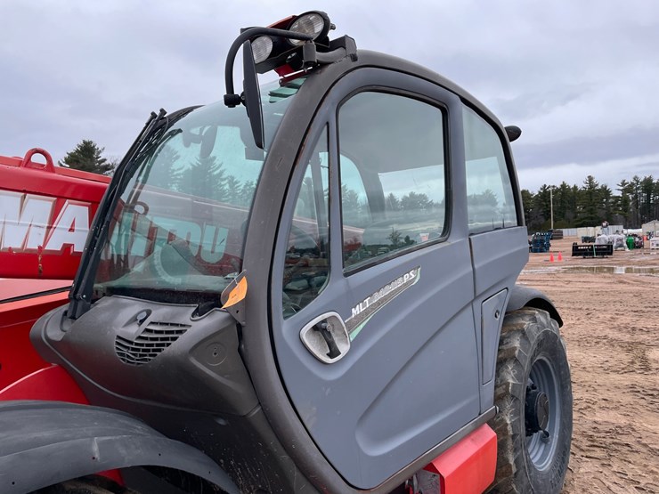2013-manitou-mlt840-image-25