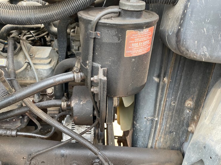 1995-ford-f700-image-57