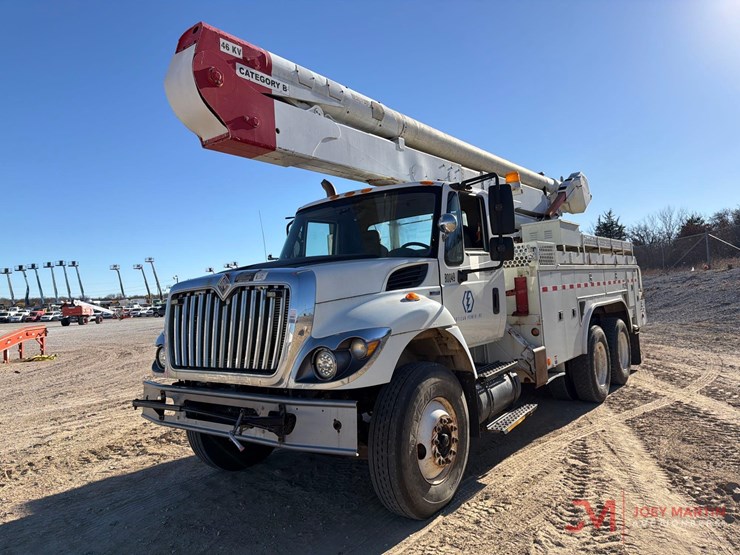 2008-international-7400-image-7