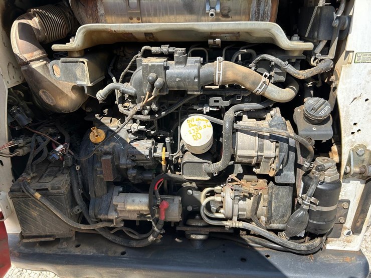 2018-bobcat-t770-image-15