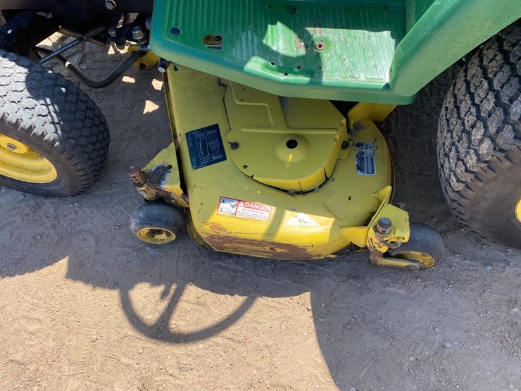 john-deere-425-image-24