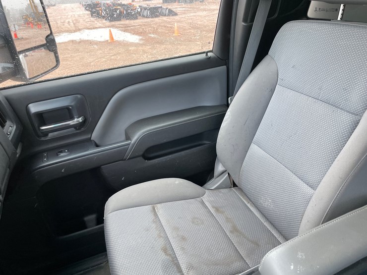 2015-chevrolet-silverado-2500-image-41