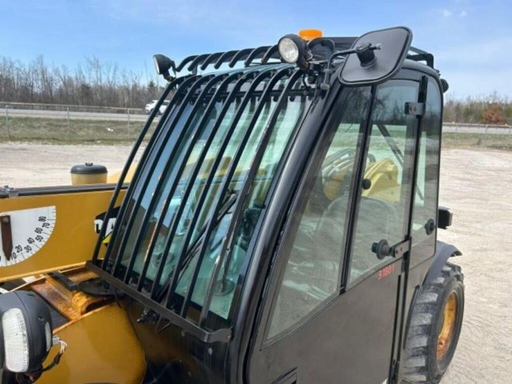 2012-caterpillar-th255-image-62