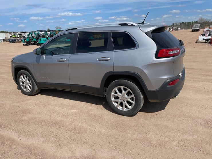 2014-jeep-cherokee-image-12