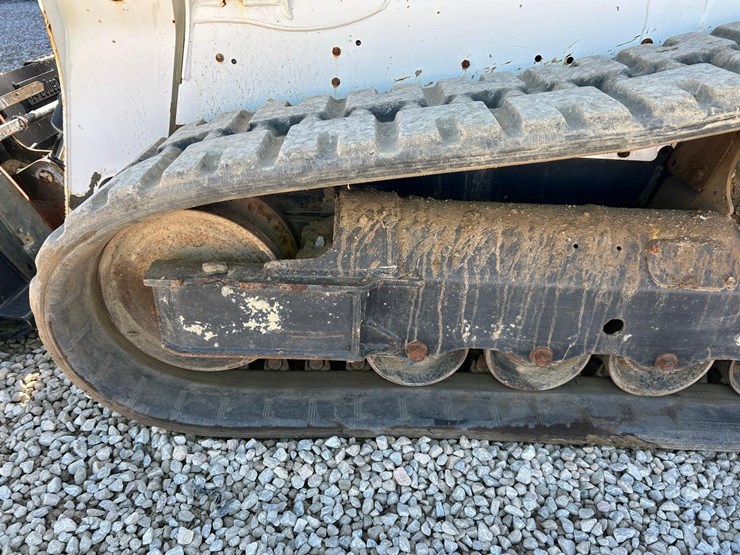 2019-bobcat-t595-image-17