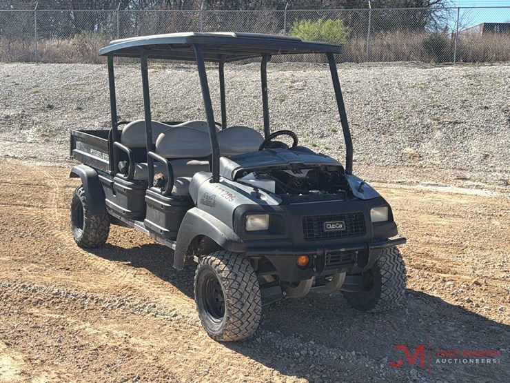 club-car-carryall-1700-image-1